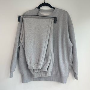 Aritzia Wilfred Free sweat set 🪩